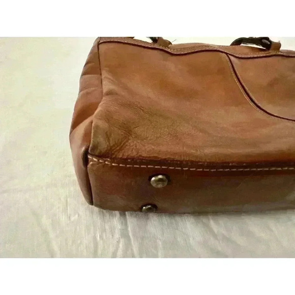 Patricia Nash Poppy Tote Shoulder Bag, 100% Italian Leather, Tan, Top Zip - Picture 7 of 12